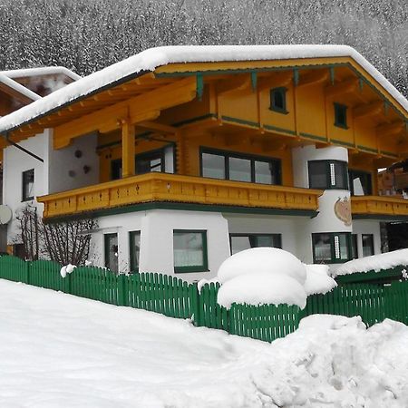 Appartementhaus Zillertal By Piaunddirk Finkenberg Ngoại thất bức ảnh