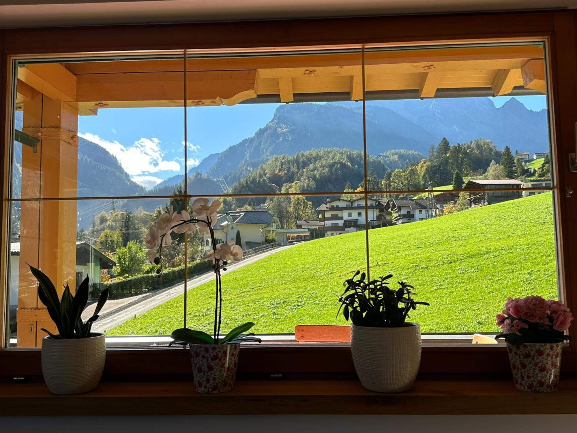 Appartementhaus Zillertal By Piaunddirk Finkenberg Ngoại thất bức ảnh